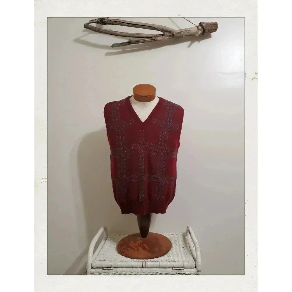 London Fog | Vintage Burgundy Mens Medium Preppy Vest